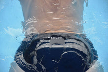 Load image into Gallery viewer, Momentum Cut in Black